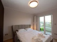 Недвижимость Семейный дом 404 м², Центр: 18