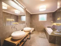 Недвижимость Семейный дом 404 м², Центр: 19