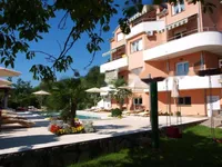 Недвижимость Новый особняк в центре Опатии: 1