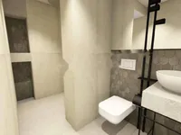 Недвижимость Трехкомнатная квартира Центр: 9