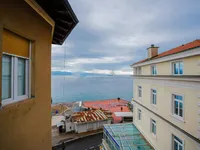 Недвижимость Двухкомнатная квартира в центре: 12