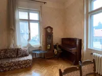 Недвижимость Четырехкомнатная квартира, Опатия: 9