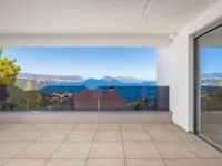 Недвижимость Трехкомнатная квартира в центре: 4