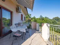 Недвижимость Семейный дом 340 м², Центр: 8