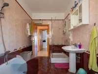 Недвижимость Семейный дом 340 м², Центр: 13