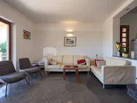 Недвижимость Семейный дом 340 м², Центр: 20