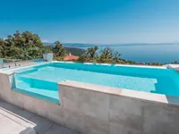 Недвижимость Семейный дом 200 м² в Центре: 5