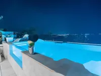 Недвижимость Семейный дом 200 м² в Центре: 17