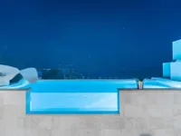 Недвижимость Семейный дом 200 м² в Центре: 18