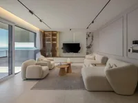 Недвижимость Трёхкомнатная квартира в Центре: 10