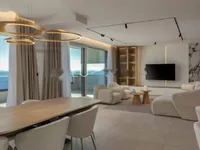 Недвижимость Трёхкомнатная квартира в Центре: 11