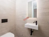 Недвижимость Двухкомнатная квартира Центр: 8