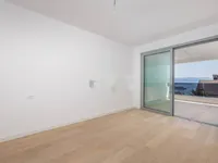 Недвижимость Двухкомнатная квартира Центр: 12