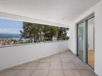 Недвижимость Двухкомнатная квартира в центре Опатии: 2