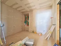 Недвижимость Трёхкомнатная квартира, Центр: 5