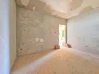 Недвижимость Трёхкомнатная квартира, Центр: 12