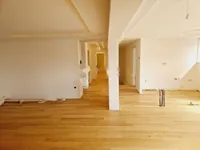 Недвижимость Четырехкомнатная квартира в Центре, Опатия: 3