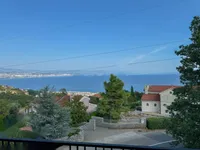 Недвижимость Трехкомнатная квартира центр: 5