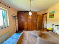 Недвижимость Трехкомнатная квартира центр: 9