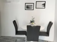 Недвижимость Двухкомнатная квартира в центре: 4