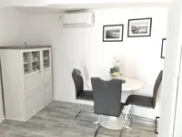 Недвижимость Двухкомнатная квартира в центре: 5