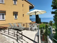 Недвижимость Двухкомнатная квартира в центре: 7