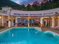 Недвижимость Семейная вилла 4 м², новая: 13