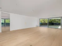 Недвижимость Четырёхкомнатная квартира, центр: 10