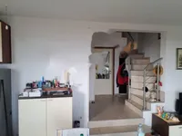 Недвижимость Четырехкомнатная квартира Центр: 8