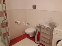 Недвижимость Четырехкомнатная квартира Центр: 16