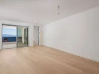 Недвижимость Двухкомнатная квартира центр: 3