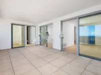 Недвижимость Двушка в центре Опатии: 3