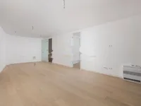 Недвижимость Двухкомнатная квартира, центр: 14