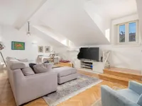 Недвижимость Четырехкомнатная квартира, Центр : 2