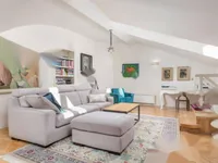 Недвижимость Четырехкомнатная квартира, Центр : 3