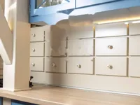 Недвижимость Четырехкомнатная квартира, Центр : 21