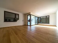 Недвижимость Двухкомнатная квартира в центре: 6