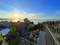 Недвижимость Трехкомнатная квартира в центре: 25