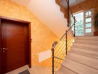 Недвижимость Трехкомнатная квартира, Центр: 25