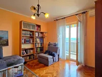 Недвижимость Трехкомнатная квартира в центре Опатии: 3