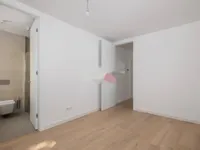 Недвижимость Двухкомнатная квартира в центре: 7