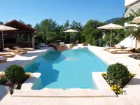 Недвижимость Семейный дом 500 м² в Центре: 1