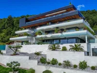 Недвижимость Четырехкомнатная квартира в центре Опатии: 1