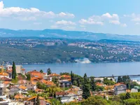 Недвижимость Трёхкомнатная квартира в центре: 5