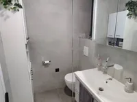 Недвижимость Трехкомнатная квартира в центре: 19