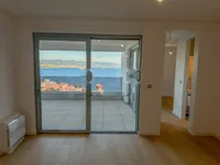 Недвижимость Трёхкомнатная квартира, центр: 19