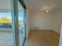 Недвижимость Трёхкомнатная квартира, центр: 23