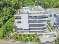 Недвижимость Трехкомнатная квартира, Центр: 2