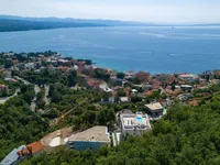 Недвижимость Трёхкомнатная квартира в центре: 7