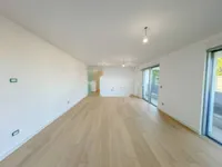 Недвижимость Трёхкомнатная квартира в центре: 24